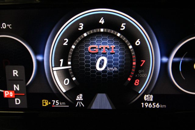 VOLKSWAGEN Golf usata, con Cerchi in lega