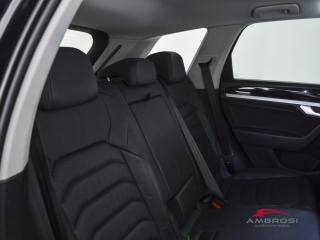 VOLKSWAGEN Touareg usata 10
