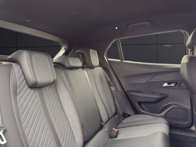 PEUGEOT 2008 usata, con Sensore di luce