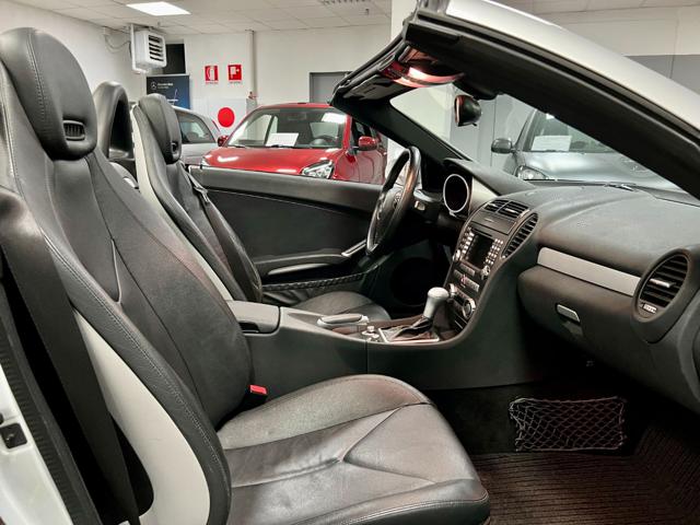 MERCEDES-BENZ SLK 200 usata, con Cerchi in lega