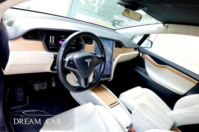 TESLA Model X usata, con Chiusura centralizzata