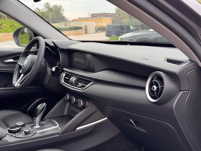 ALFA ROMEO Stelvio usata, con Vetri oscurati