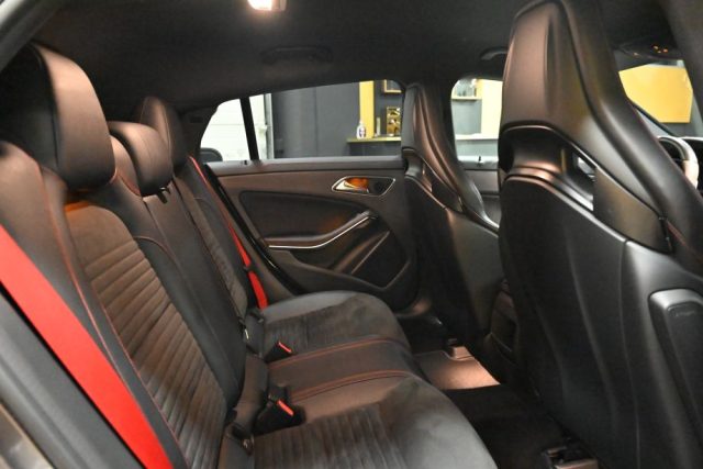 MERCEDES-BENZ CLA 45 AMG usata 39