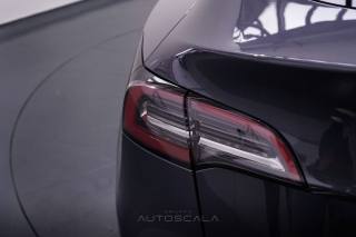 TESLA Model Y usata, con Android Auto