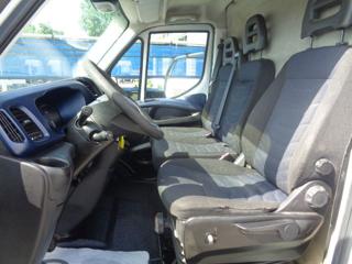 IVECO Daily usata 9