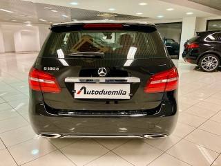 MERCEDES-BENZ B 180 usata, con Alzacristalli elettrici