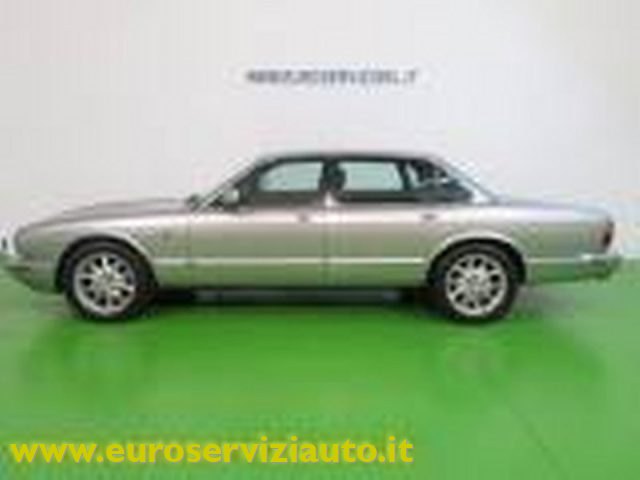 JAGUAR XJ usata, con Airbag Passeggero
