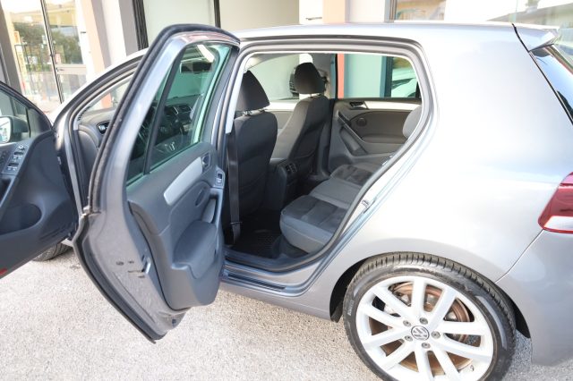 VOLKSWAGEN Golf usata 66