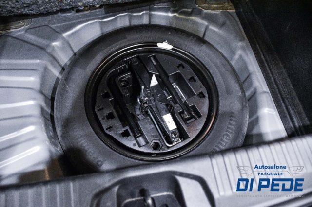 RENAULT Clio usata, con Volante in pelle