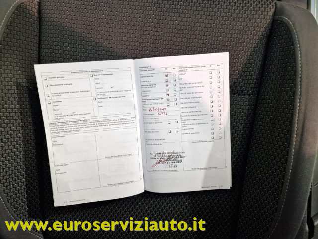 VOLKSWAGEN Touran usata 31