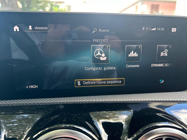 MERCEDES-BENZ A 35 AMG usata 37