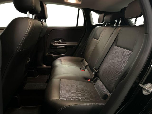 MERCEDES-BENZ GLA 200 usata, con Interni in pelle