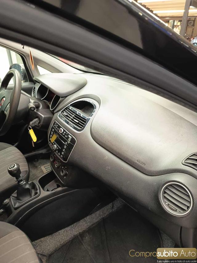 FIAT Punto usata 15