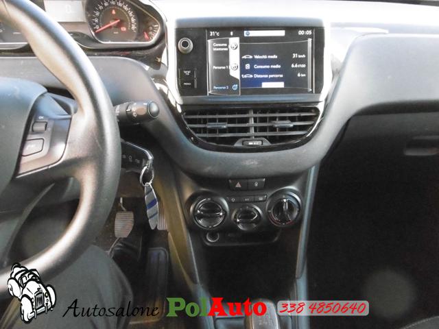 PEUGEOT 208 usata, con Autoradio