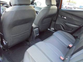 PEUGEOT 2008 usata, con Frenata d