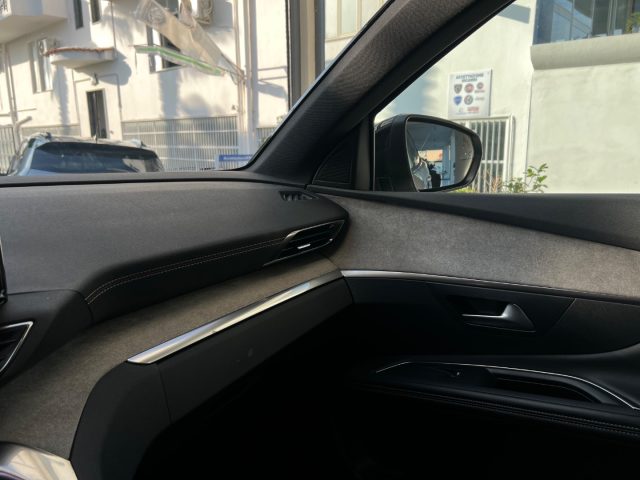 PEUGEOT 3008 usata, con Luci diurne LED