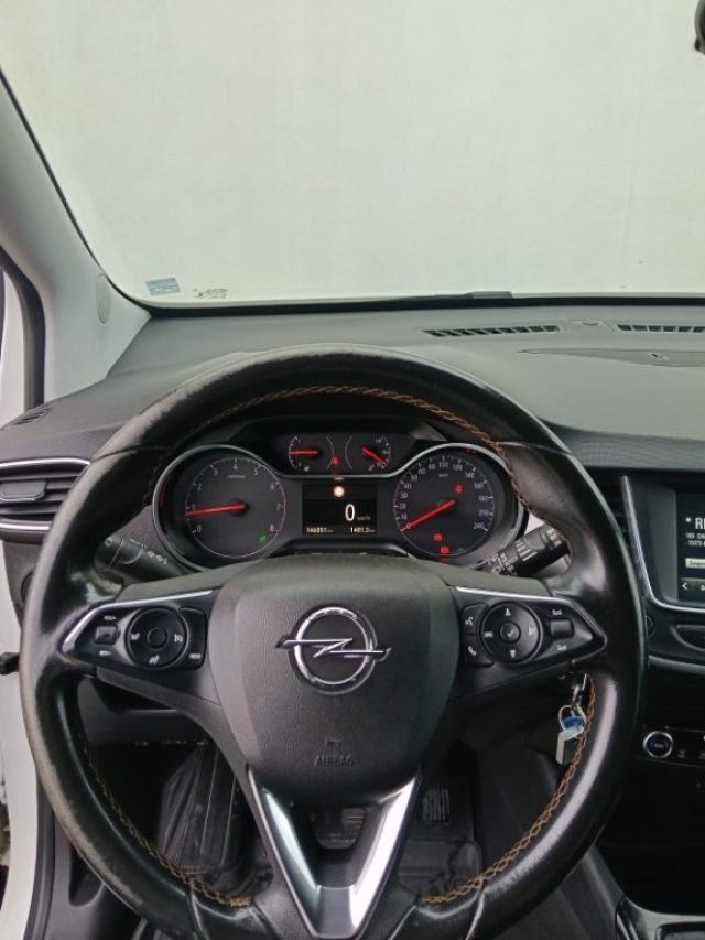 OPEL Crossland X usata, con Airbag testa