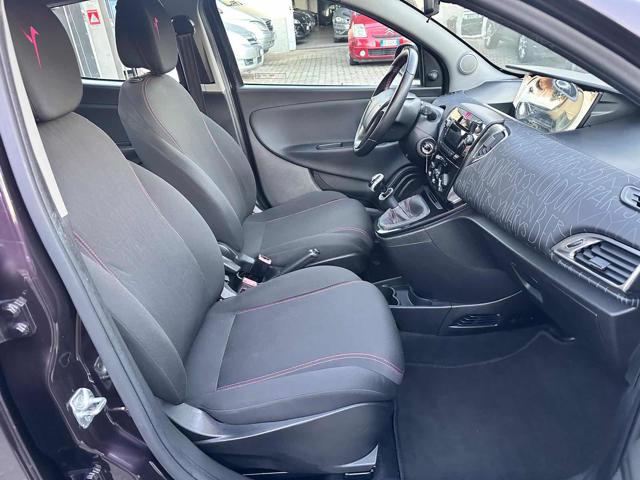 LANCIA Ypsilon usata, con Sedile posteriore sdoppiato