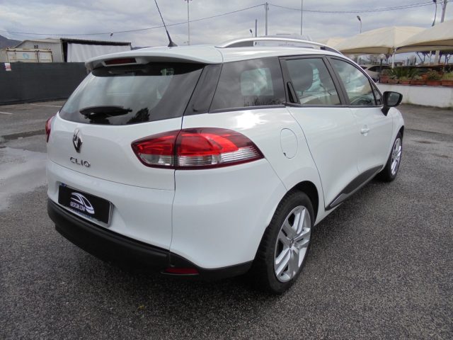 RENAULT Clio usata, con Autoradio digitale