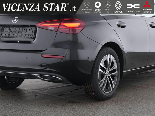 MERCEDES-BENZ A 200 usata, con Alzacristalli elettrici