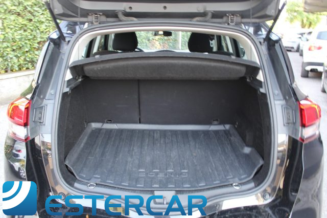 RENAULT Scenic usata, con Lettore CD