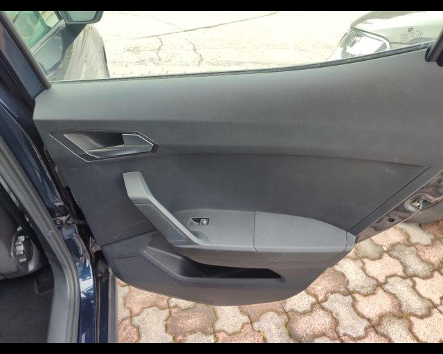 SEAT Arona usata, con Autoradio digitale