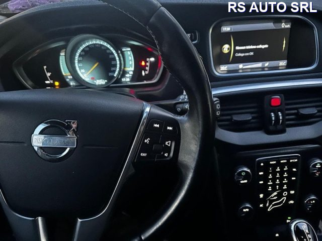 VOLVO V40 Cross Country usata, con Cruise Control
