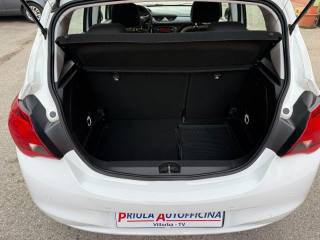 OPEL Corsa usata, con Bluetooth