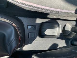 RENAULT Captur usata, con Fari Xenon
