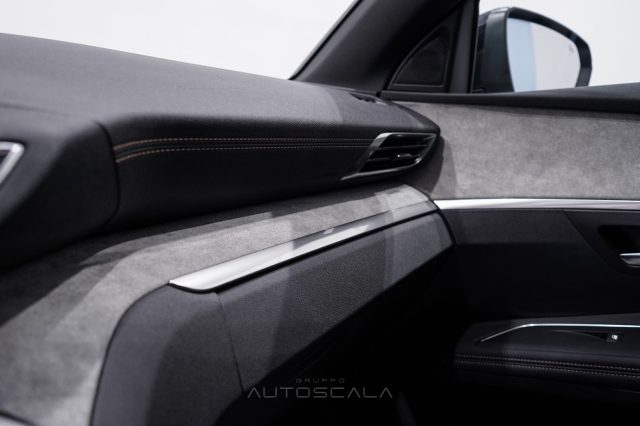 PEUGEOT 3008 usata, con Sensore di pioggia