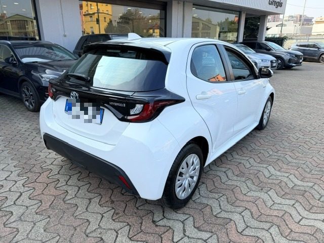 TOYOTA Yaris usata, con Alzacristalli elettrici