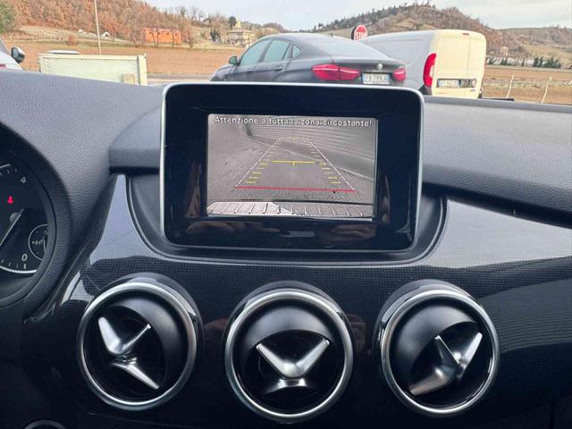 MERCEDES-BENZ B 180 usata, con Controllo trazione