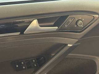 VOLKSWAGEN Golf usata, con Sensore di pioggia