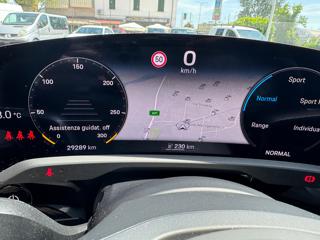 PORSCHE Taycan usata, con USB