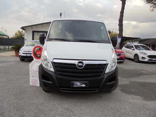 OPEL Movano usata, con Airbag