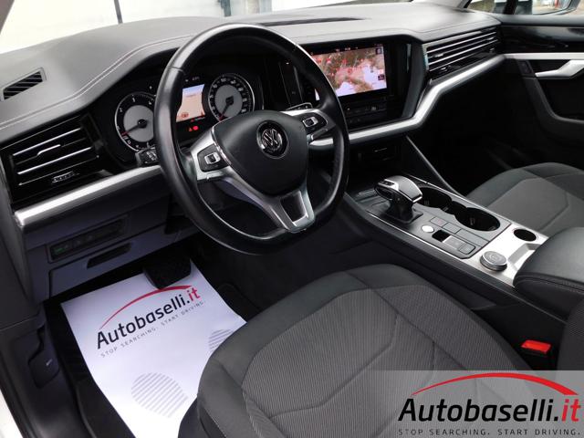 VOLKSWAGEN Touareg usata, con Airbag