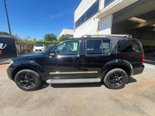 NISSAN Pathfinder usata, con Chiusura centralizzata