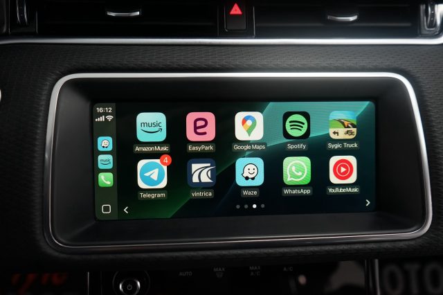 LAND ROVER Range Rover Evoque usata, con Cruise Control
