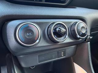 TOYOTA Yaris usata, con Sedile posteriore sdoppiato