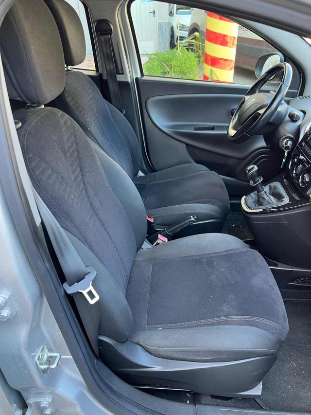 LANCIA Ypsilon usata 10
