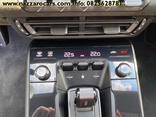 PORSCHE 992 usata, con Autoradio digitale