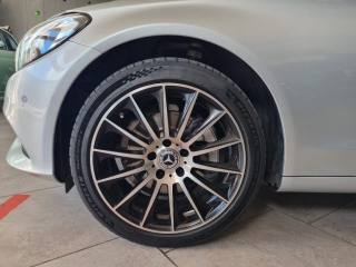 MERCEDES-BENZ C 220 usata, con Regolazione elettrica sedili