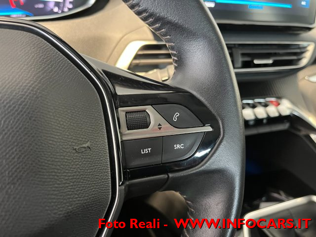 PEUGEOT 3008 usata, con Fari LED