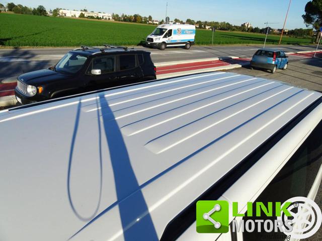 VOLKSWAGEN Multivan usata, con Sedile passeggero ribaltabile