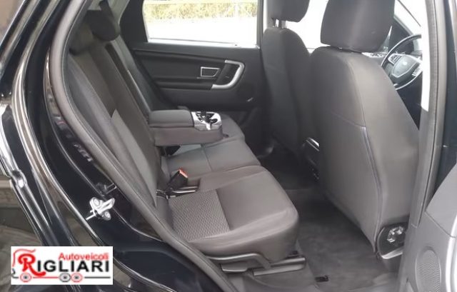 LAND ROVER Discovery Sport usata 9
