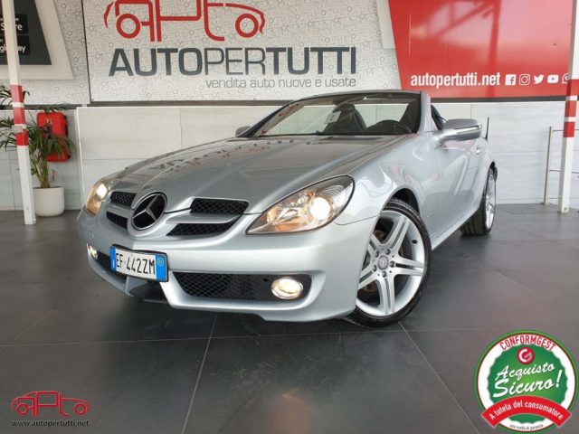 MERCEDES-BENZ SLK 200 usata, con Volante in pelle