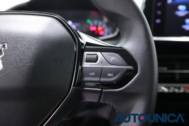 PEUGEOT 208 usata, con Touch screen
