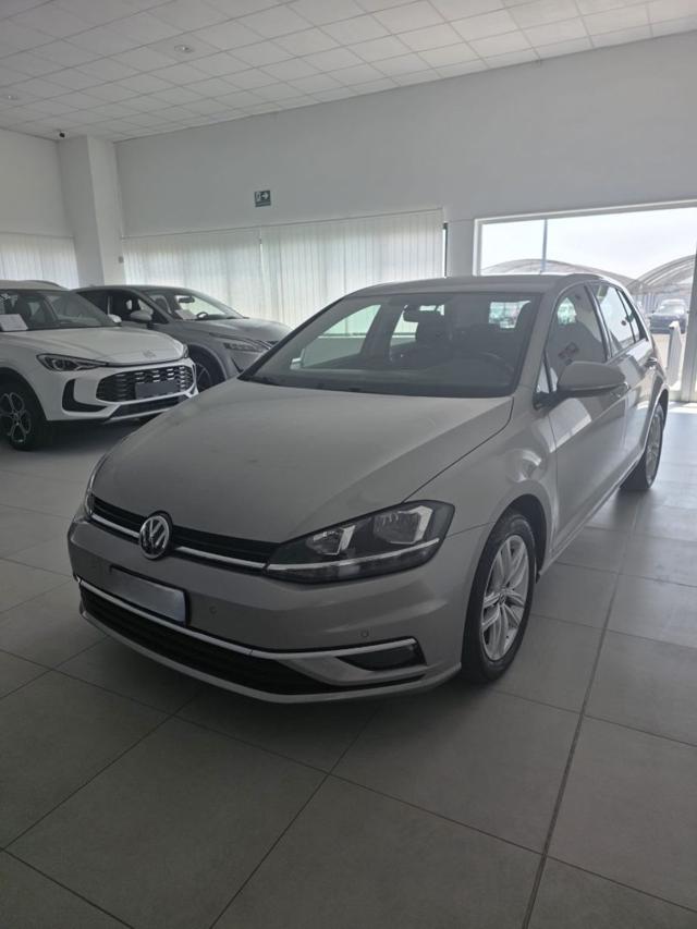VOLKSWAGEN Golf usata, con Airbag