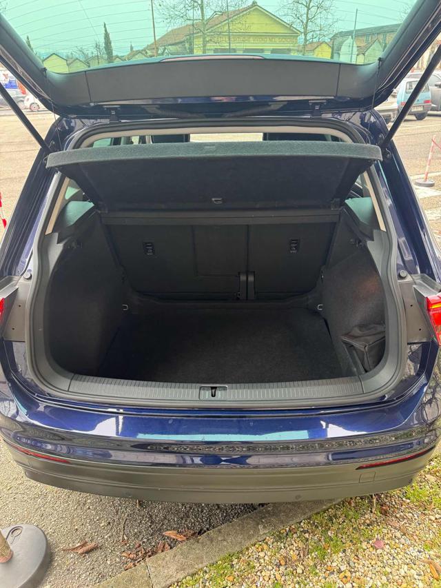 VOLKSWAGEN Tiguan usata, con Cerchi in lega
