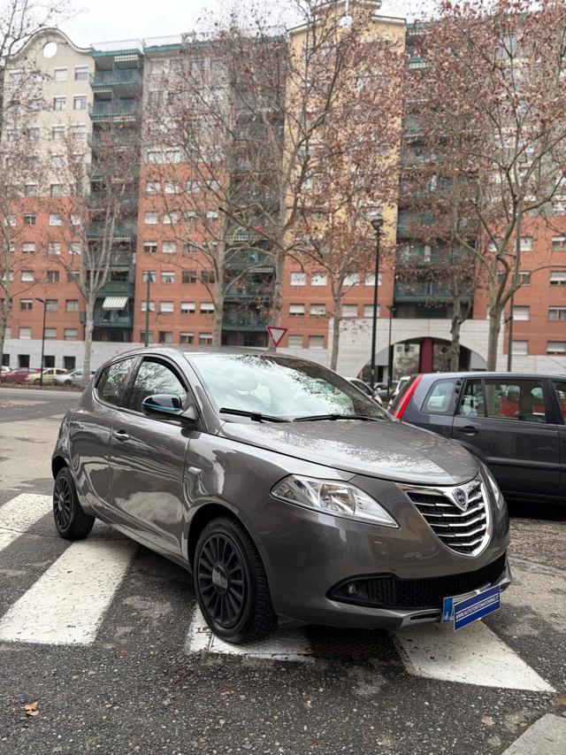 LANCIA Ypsilon usata, con Alzacristalli elettrici